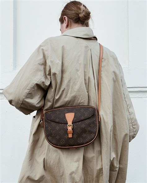 louis vuitton jeune fille gm 1991|History of the bag: Louis Vuitton Jeune Fille.